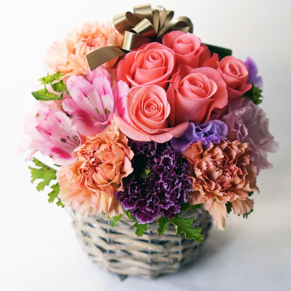 【退職祝い・送別ギフト】白坂花店 5本のバラと季節のお花 リボンアレンジメント カーネーション そのまま飾れる 2026年香川県知事賞・NFD理事長賞受賞